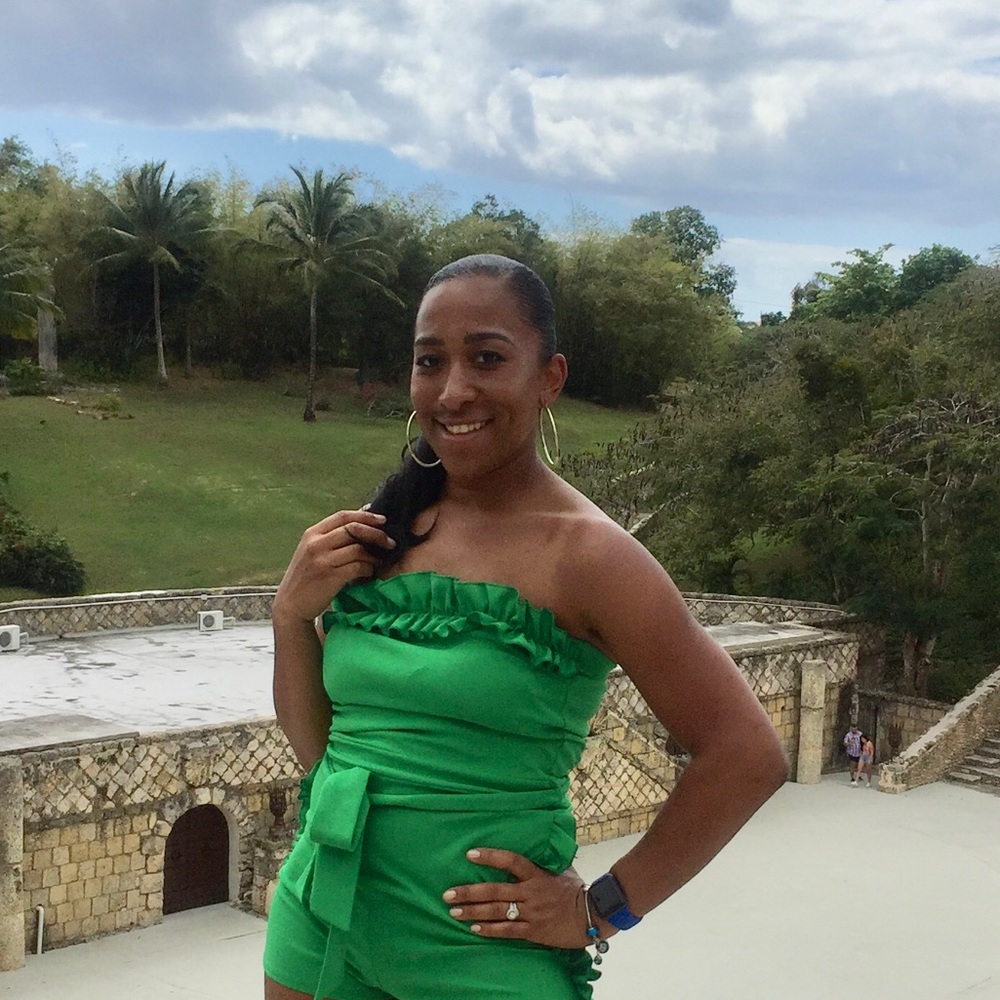 Meet your Posher, Sanora